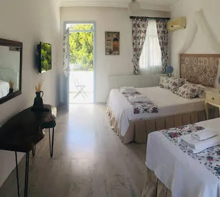 Alasonya Alacati By La Mira Hotel